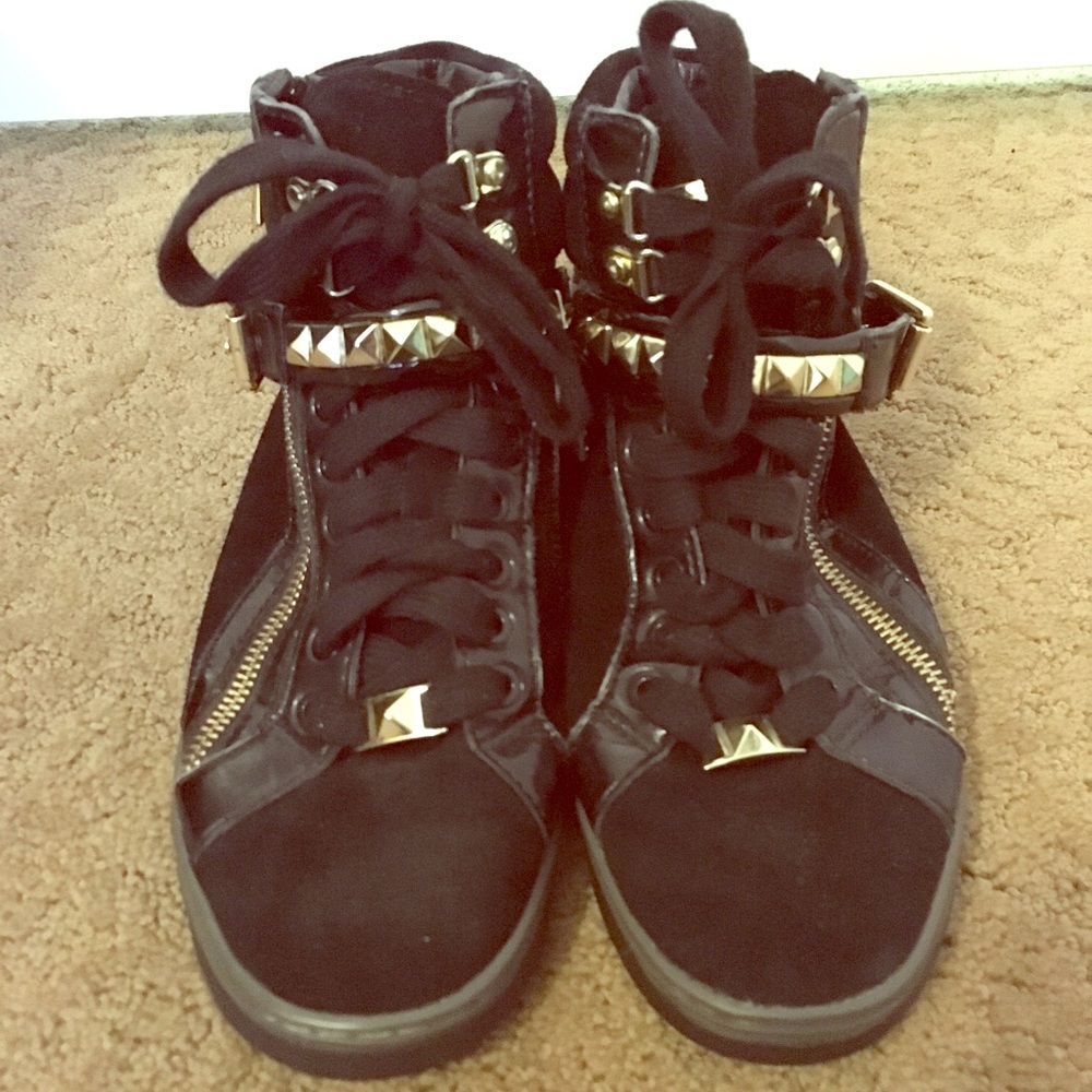🌸SALE🌸 Black Studded Michael Kors Sneakers